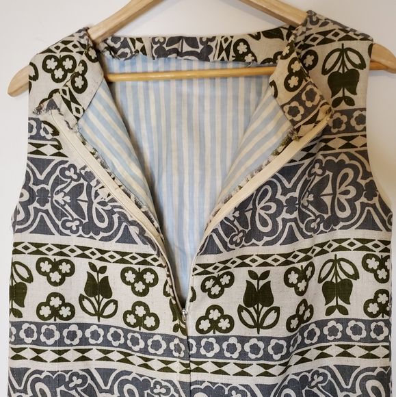 Tropical Escape Googie 60s Cream Sky and Forest Green Graphic Printed Dress - Picture 15 of 16